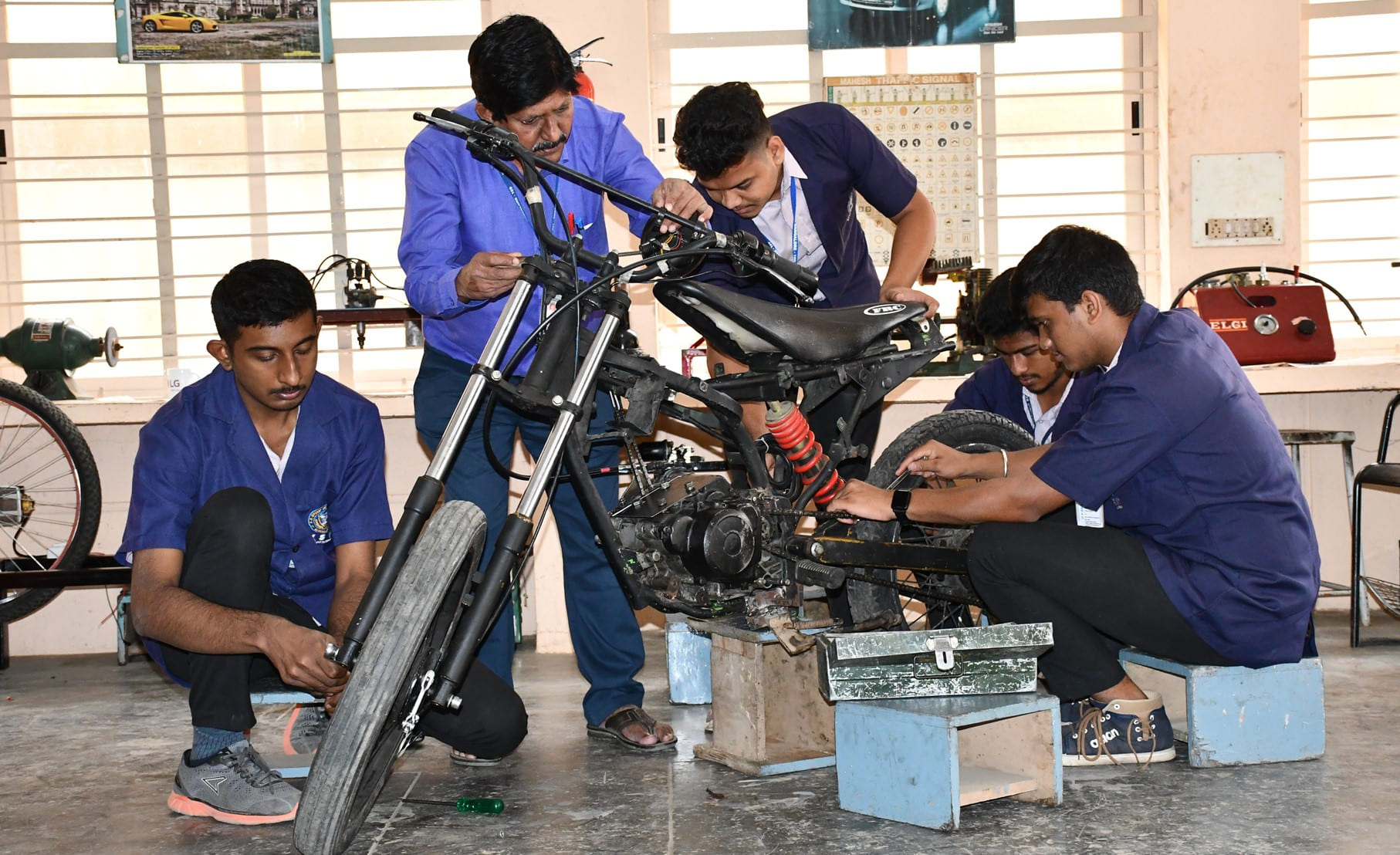 Diploma in Automobile Engineering Technology